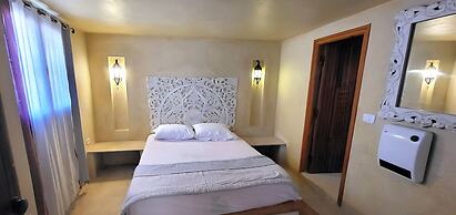 Al Madina Hotel
