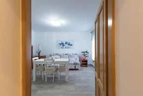 Comfortable Apartment in Umag With Parking Space
