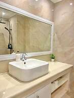 La Mirada Deluxe Suites with Oceanview