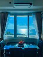 La Mirada Deluxe Suites with Oceanview