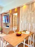 La Mirada Deluxe Suites with Oceanview