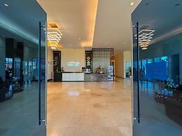 La Mirada Deluxe Suites with Oceanview