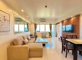 La Mirada Deluxe Suites with Oceanview