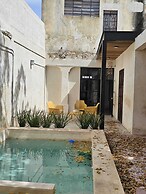 Casa con Piscina Nido Rosa