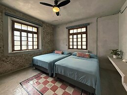 Casa con Piscina Nido Rosa