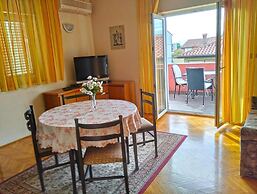 Charming Apartment in Umag With Balcony