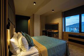 JOYANA OTEL