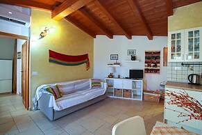 Charming House With Garden and BBQ in Galizana