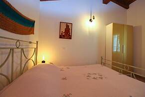 Charming House With Garden and BBQ in Galizana