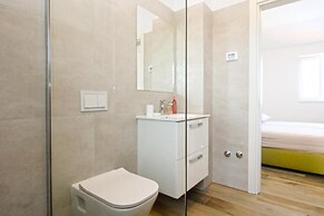 Modern Villa With Private Pool and Garden