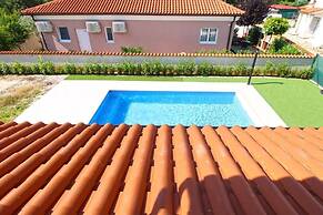 Modern Villa With Private Pool and Garden