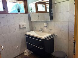 Chalet Leutasch With Ski Trail & Mountain Views