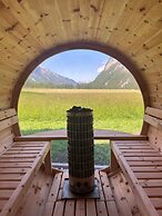 Chalet Leutasch With Ski Trail & Mountain Views