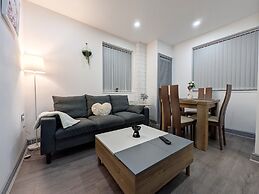 Comfortable Stay Naeem