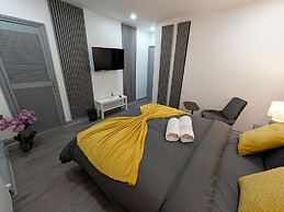 Comfortable Stay Naeem