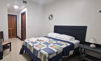 Hotel Boutique Marina Roatan