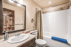Southpoint 25 Two Bdrm Ski In Out HotTub