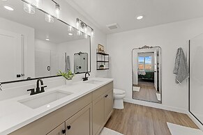 El Gato 2 Bedroom Condo