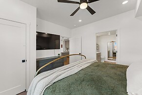 El Gato 2 Bedroom Condo