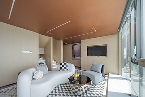 INDITION Chongqing Jiefangbei Raffles