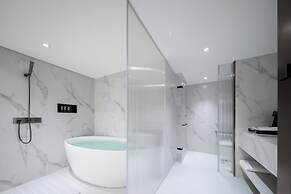 INDITION Chongqing Jiefangbei Raffles