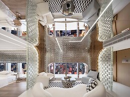 INDITION Chongqing Jiefangbei Raffles