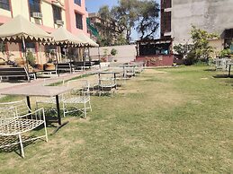 Hotel Maharani Resorts