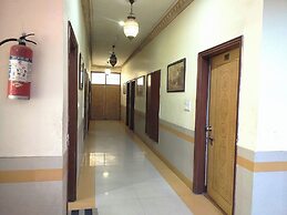 Hotel Maharani Resorts