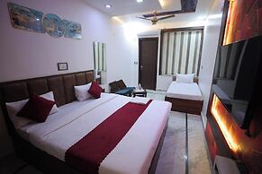 Royal Taj Twin Palace near Taj Mahal