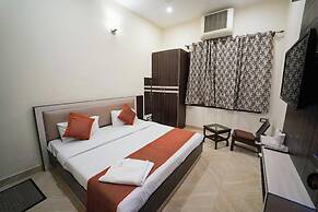 Royal Taj Twin Palace near Taj Mahal