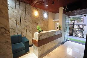 Royal Taj Twin Palace near Taj Mahal