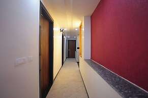 Royal Taj Twin Palace near Taj Mahal