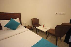 Royal Taj Twin Palace near Taj Mahal