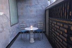 Royal Taj Twin Palace near Taj Mahal