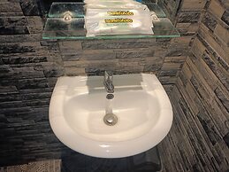 Mamifokobo Guest House