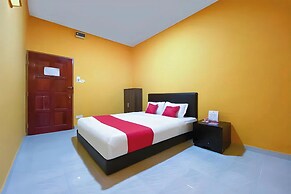 Coop Hotel Kangar