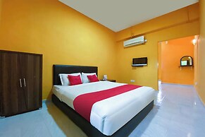 Coop Hotel Kangar