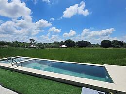 Sakahan Farm