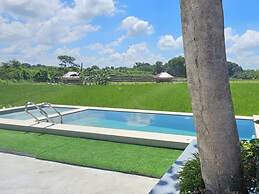 Sakahan Farm