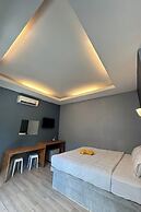 Golden Palm Resort