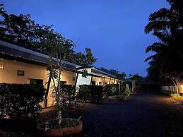 Golden Palm Resort