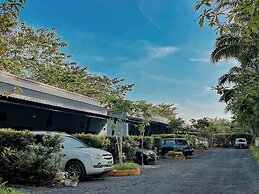 Golden Palm Resort