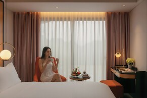 Aurora Oriental Hotel