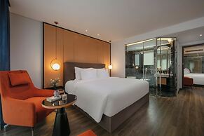 Aurora Oriental Hotel