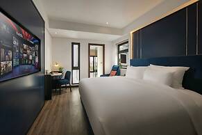 Aurora Oriental Hotel