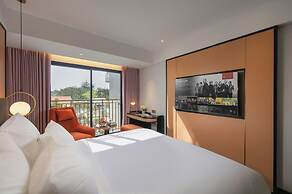 Aurora Oriental Hotel