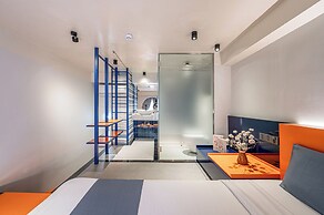 Cozrrum Lux - Sonata Imperial