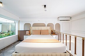 Cozrrum Lux - Sonata Imperial