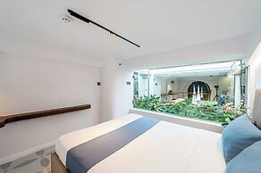 Cozrrum Lux - Sonata Imperial