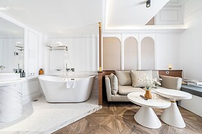 Cozrrum Lux - Sonata Imperial